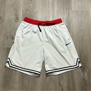 Nike White and Red Men's Shorts
